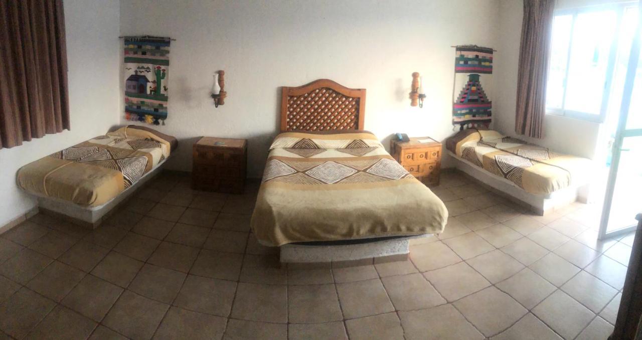 Natural Hotel- Cerca De Africam Safari Valsequillo