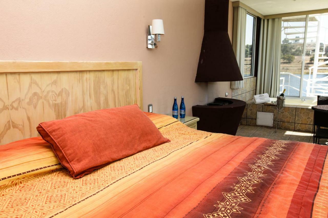 Natural Hotel- Cerca De Africam Safari Valsequillo Hotel 5*